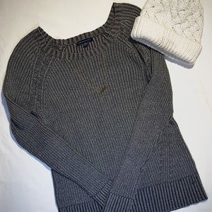 American Eagle cable knit sweater